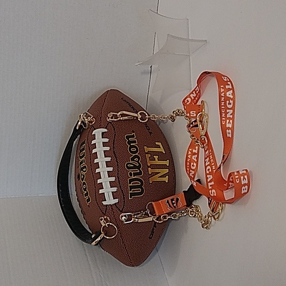 HANDMADE Football Purse (CINCINNATI BENGALS) π - Picture 7 of 16